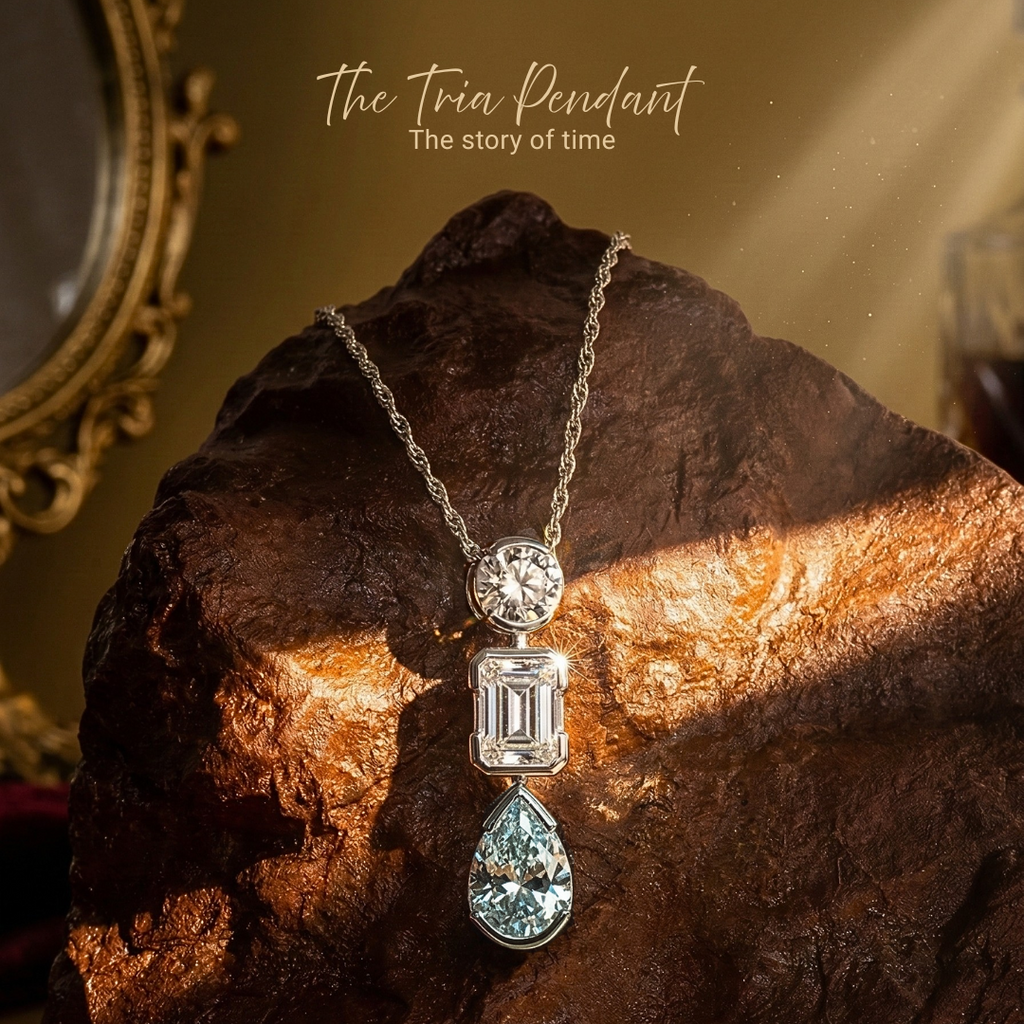 The Tria Pendant