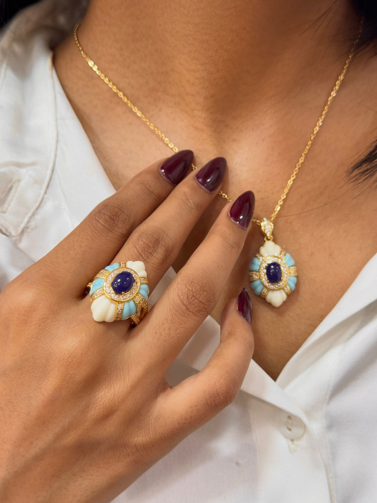 Aasmani Pendant
