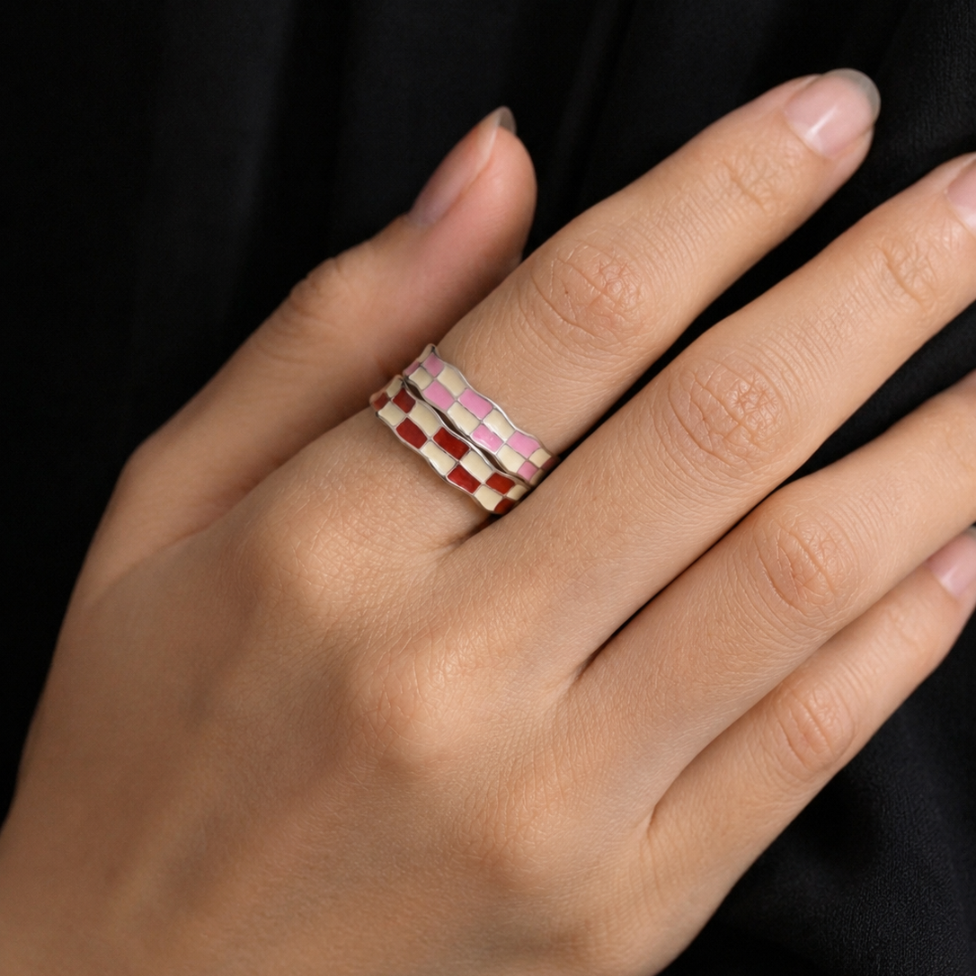 Checks Ring