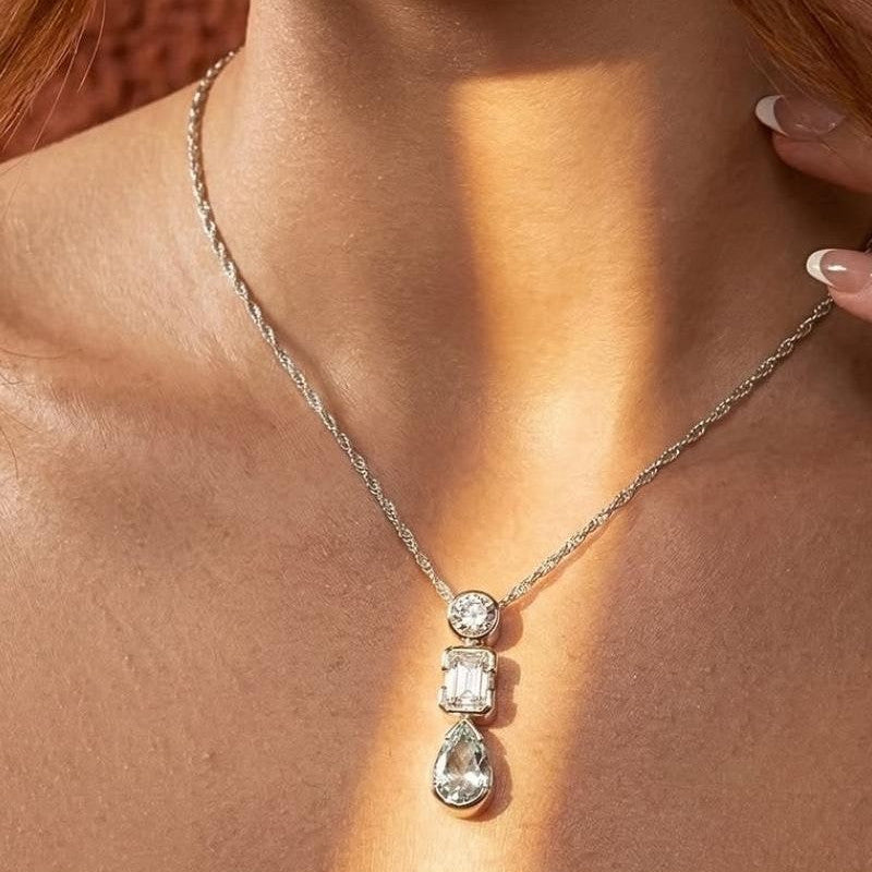 The Tria Pendant